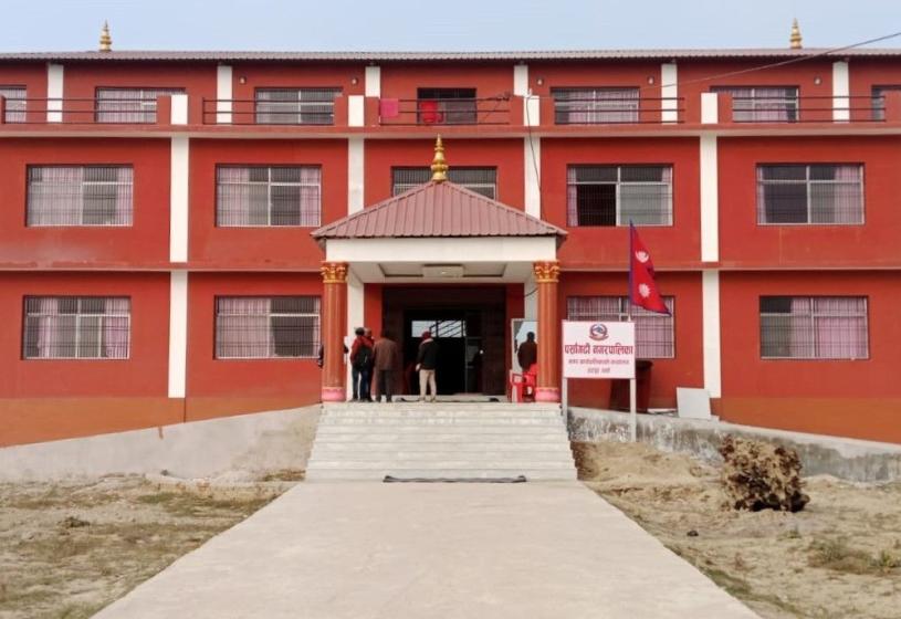 आन्तरिक राजस्व बढाउन नसक्दा कमजोर बन्दै पर्साका स्थानीय तह
